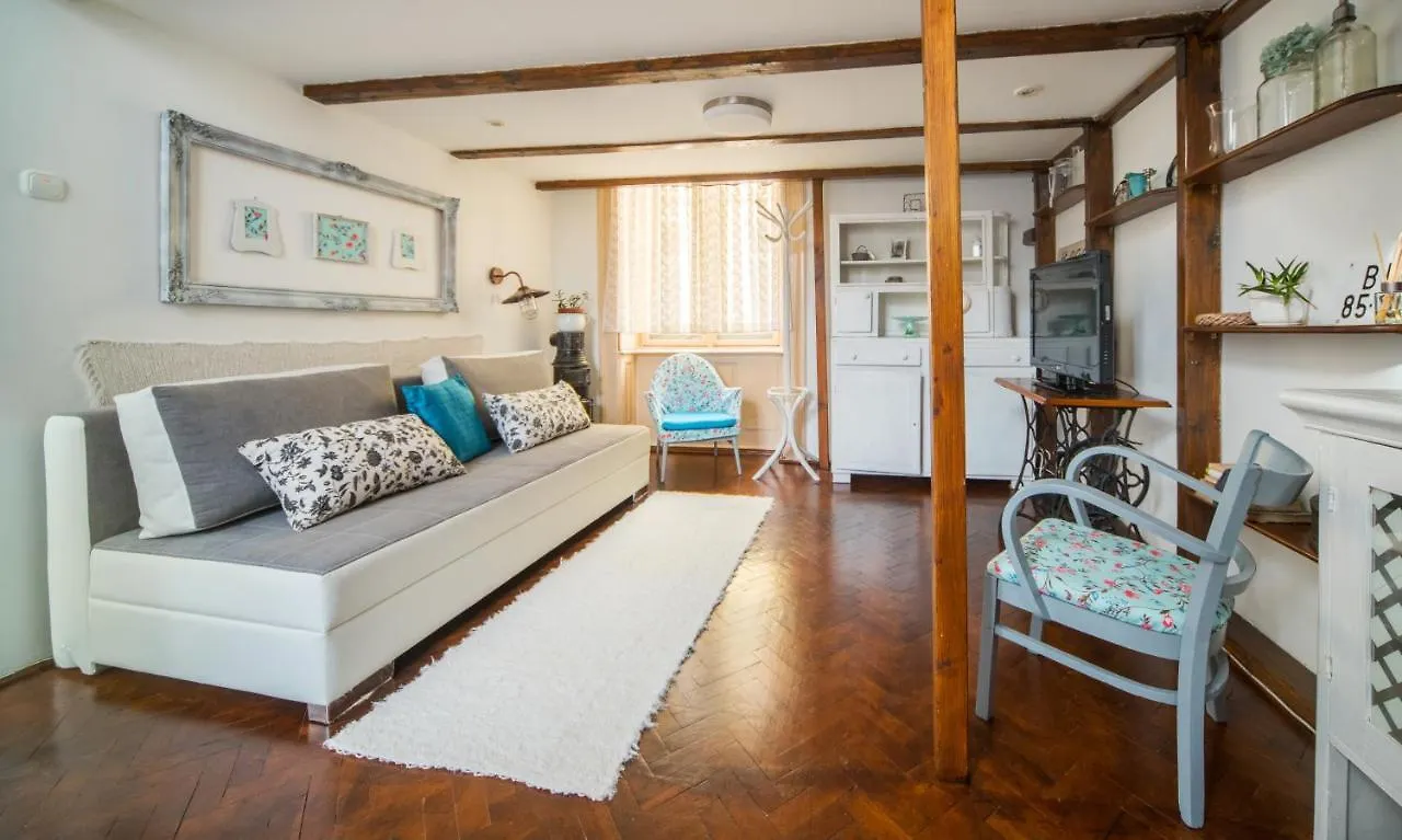 Apartment Agria Vintage Apartman Eger